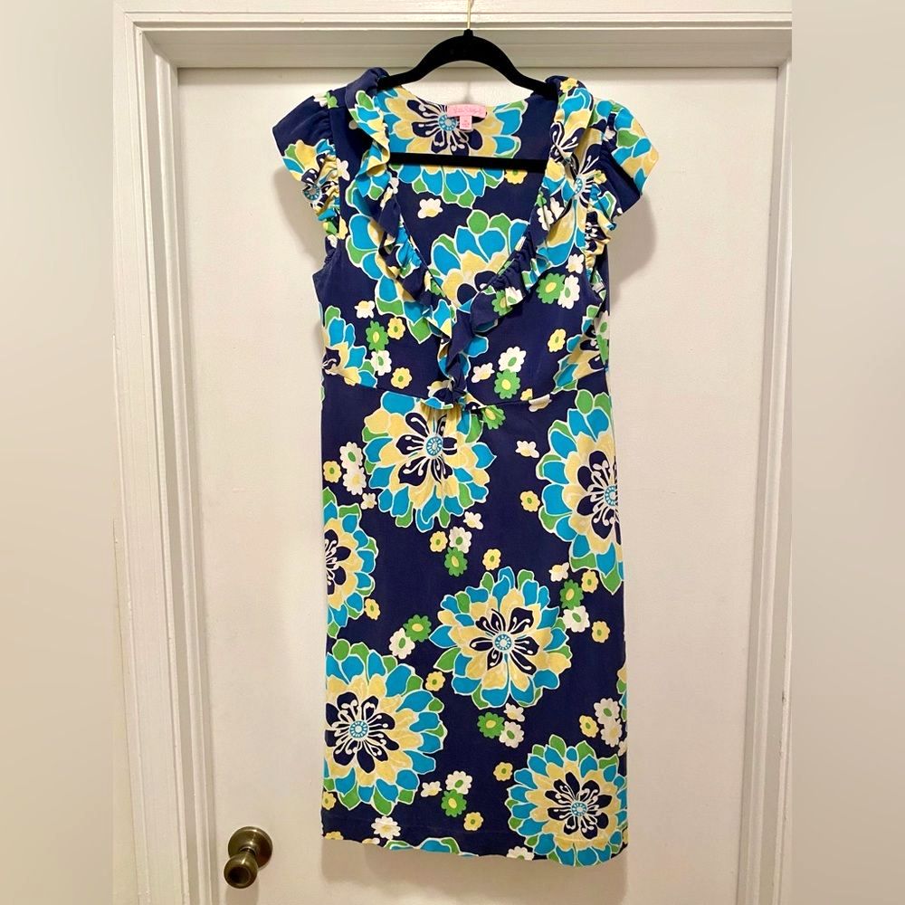 Lilly Pulitzer Ruffle Jersey Dress Medium Floral Navy Blue Empire Waist Preppy